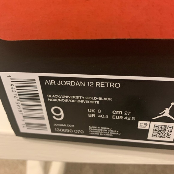 Air Jordan 12 Retro "University Gold" - Picture 7 of 7